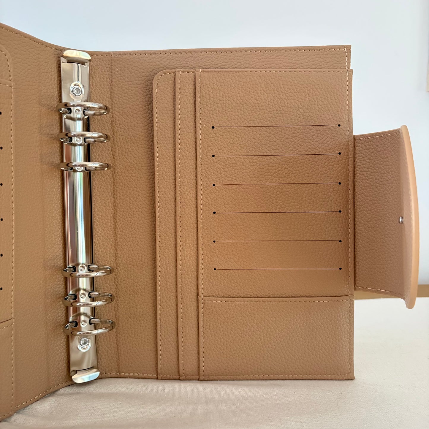A5 Binder in Latte
